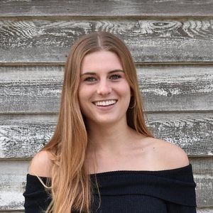 Meet your Posher, Anika